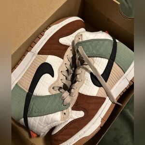 Wmns Dunk High LX Next Nature 'Toasty